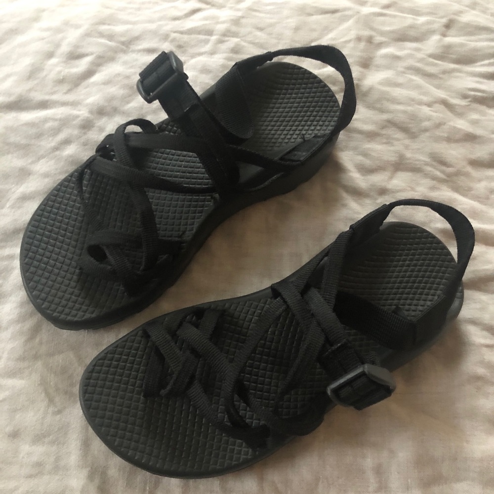 Chaco ZX/2 womens Vibram sole size 6